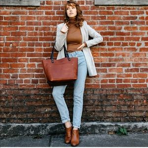 Portland Leather tote- honey
